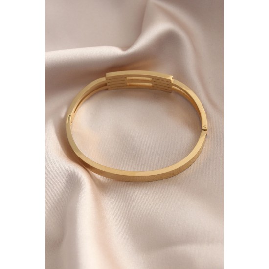 Çelik Gold Renk Kaburga Model Kelepçe Kadın Bileklik - TJ-BB4662
