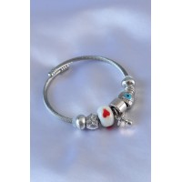 Kalp ve Nazar Boncuk Detaylı Charm Kadın Bileklik TJ-BB5249
