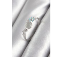 Pirinç Gümüş Renk Zirkon Taş Detaylı Beyaz Sedefli Çiçek Model Kadın Yüzük - TJ-BYK3044