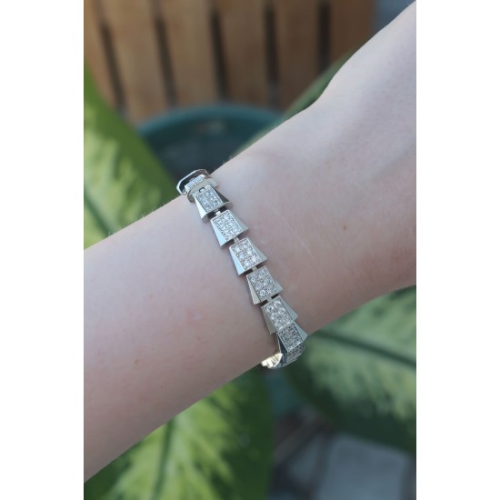 Vip Seri Pirinç Zirkon Taşlı Gümüş Renk Geometrik Bileklik - TJ-BB6059