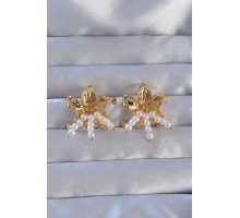 316L Çelik Gold Renk İnci Aksesuarlı Çiçek Model Küpe - TJ-BKP9108