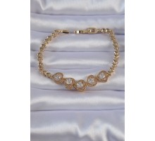 Pirinç Gold Renk İçi Zirkon Taşlı Kalp Figürlü Bileklik - TJ-BB6140