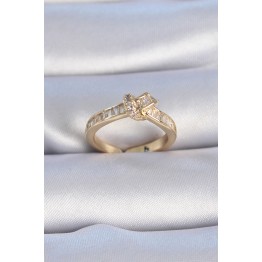 Pirinç Gold Renk Zirkon Taşlı Düğüm Model Kadın Yüzük TJ-BYK3344