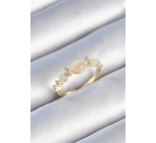 Pirinç Gold Renk Zirkon Taşlı Yıldız Detay Beyaz Mineli Kadın Yüzük - TJ-BYK3440