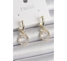 Pirinç Gold Renk Zirkon Taşlı Kelebek Figür Sallantı Model Kadın Küpe - TJ-BKP9840