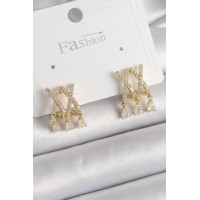 Pirinç Gold Renk Zirkon Taşlı X Model Sallantı Detay Kadın Küpe TJ-BKP9872