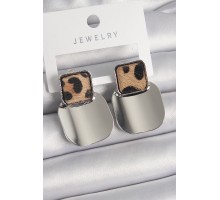 Pirinç Gümüş Renk Kare Plaka Leopar Desenli Kadın Küpe - TJ-BKP9886