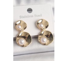 Pirinç Gold Renk Sallantı İnci Detaylı Daire Plaka Model Kadın Küpe - TJ-BKP10077