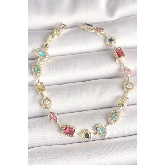 Pirinç Gold Renk Renkli Zirkon Taşlı VIP Seri Kadın Bileklik - TJ-BB6882