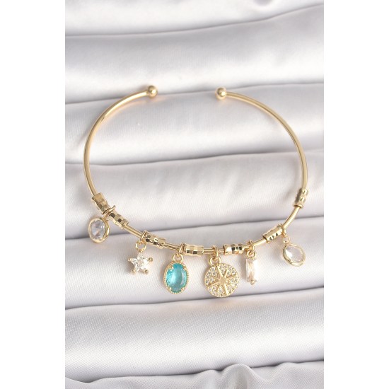 Pirinç Gold Renk Sallantı Zirkon Taş Detaylı Pusula Figür Charm Kadın Bileklik - TJ-BB6886