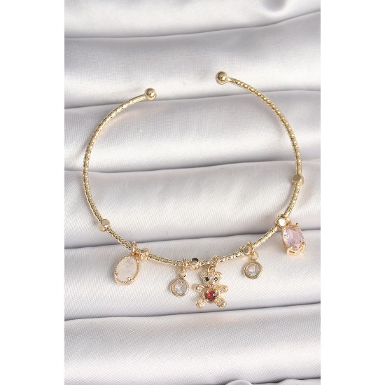 Pirinç Gold Renk Sallantı Zirkon Taşlı Ayıcık Figür Kırmızı Kalp Detay Charm Kadın Bileklik - TJ-BB6896