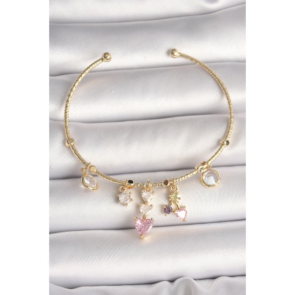 Pirinç Gold Renk Sallantı Zirkon Taşlı Kalp Figür Pembe Kalp Detay Charm Kadın Bileklik - TJ-BB6897
