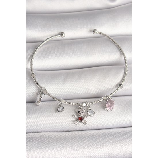 Pirinç Gümüş Renk Sallantı Zirkon Taşlı Ayıcık Figür Kırmızı Taş Detay Charm Kadın Bileklik - TJ-BB6912