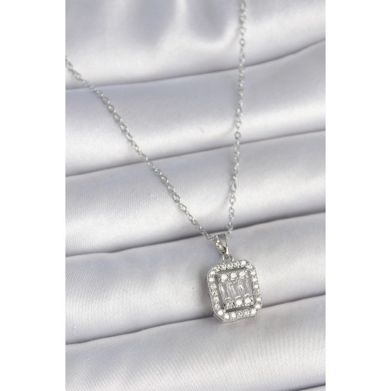 316L Çelik Gümüş Renk Zincir Kare Zirkon Taşlı Kadın Kolye - TJ-BKO10058