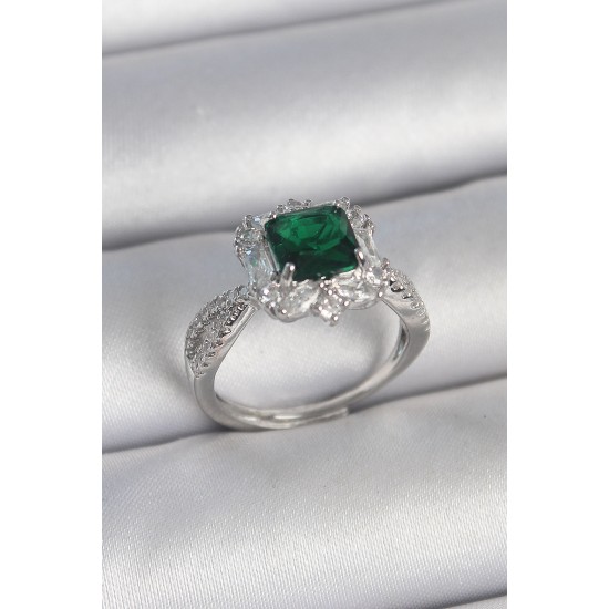 Pirinç Gümüş Renk Zirkon Taşlı Yeşil Tektaş Model Kadın Yüzük - TJ-BYK3710