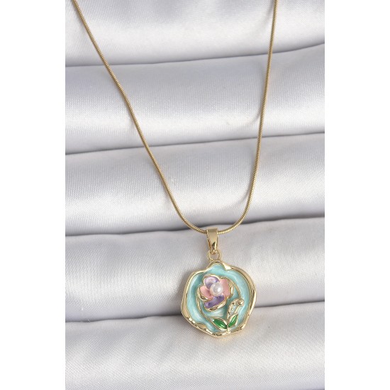 316L Çelik Gold Renk Zincir Turkuaz Pembe Mor Çiçek İşlemeli İnci Detay Portre Model Kadın Kolye - TJ-BKO10073