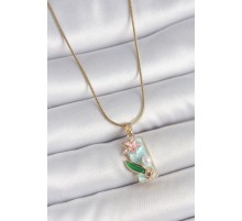 316L Çelik Gold Renk Zincir Mavi Mineli Pembe Çiçek İşlemeli İnci Detay Dikdörtgen Portre Model Kadın Kolye - TJ-BKO10136