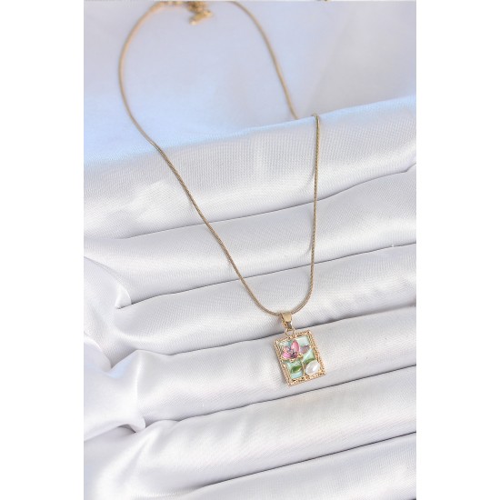 316L Çelik Gold Renk Zincir Mavi Mineli Çiçek İşlemeli İnci Detay Portre Model Kadın Kolye - TJ-BKO10143