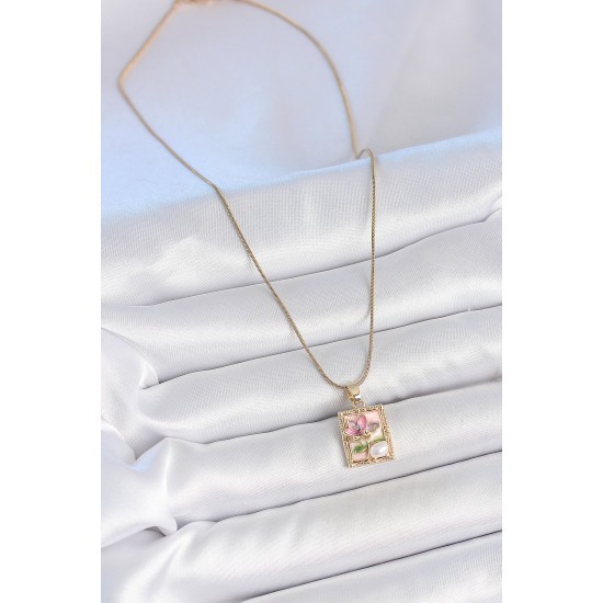 316L Çelik Gold Renk Pembe Mineli Çiçek İşlemeli İnci Detay Portre Model Kadın Kolye - TJ-BKO10145