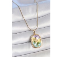 316L Çelik Gold Renk Zincir İncili Çiçek İşlemeli Portre Model Kadın Kolye - TJ-BKO10153