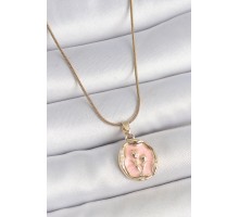 316L Çelik Gold Renk Zincir Pembe Mineli Çiçek İşlemeli Portre Model Kadın Kolye - TJ-BKO10165