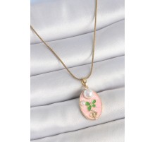 316L Çelik Gold Renk Zincir Pembe Mineli Oval İncili Çiçek İşlemeli Portre Model Kadın Kolye - TJ-BKO10176