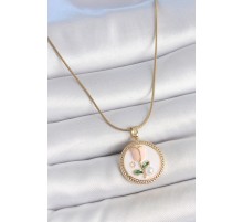 316L Çelik Gold Renk Beyaz Mineli İncili Çiçek İşlemeli Portre Model Kadın Kolye - TJ-BKO10180