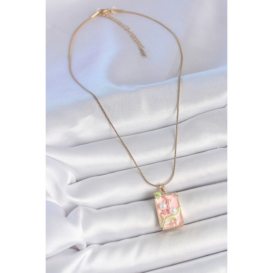 316L Çelik Gold Renk Zincir Pembe Mineli İncli Çiçek İşlemeli Portre Model Kadın Kolye - TJ-BKO10193