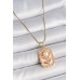 316L Çelik Gold Renk Zincir Pembe Mineli İncli Papatya Model Portre Model Kadın Kolye - TJ-BKO10197