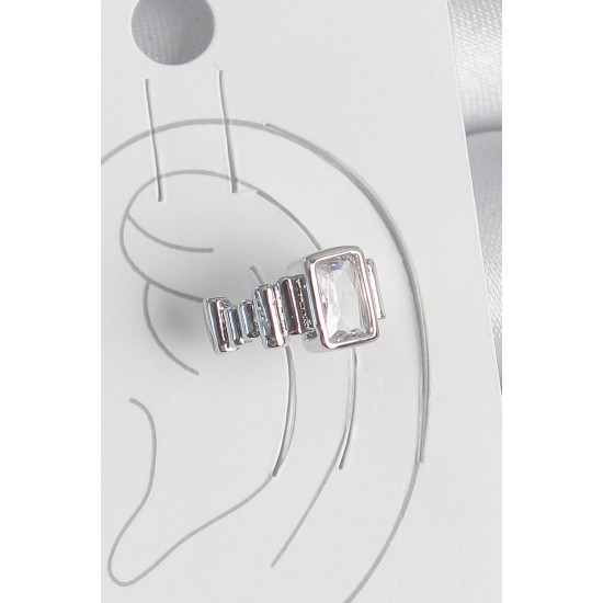 Pirinç Gümüş Renk Kare Zirkon Taşlı Kadın Kıkırdak Model Küpe - TJ-BKP10560