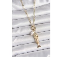 İnci Detaylı Zirkon Taşlı Balık Figürlü Gold Renk Pirinç Kolye - TJ-BKO10214