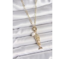 İnci Detaylı Zirkon Taşlı Balık Figürlü Gold Renk Pirinç Kolye - TJ-BKO10214