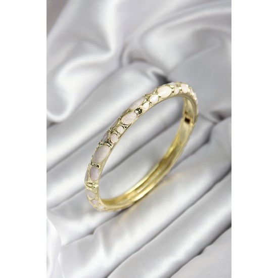 Mineli Pirinç Krem Çiçek Desenli Gold Renk Kadın Kelepçe (çap 60 mm) - TJ-BB6996