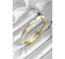 Mineli Pirinç Kırık Beyaz Çiçek Desenli Zirkon Taşlı Gold Renk Kadın Kelepçe - TJ-BB7008