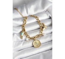 316L Çelik Yonca Fil Dişi ve Kuş Figürlü İnci Detaylı Sallantılı Gold Renk Kadın Bileklik - TJ-BB7031