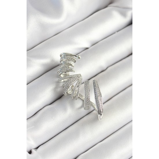 Pirinç Zirkon Taş Kaplamalı Sarmal Figürlü Gümüş Renk Kadın Sağ Kıkırdak Küpe - TJ-BKP10626