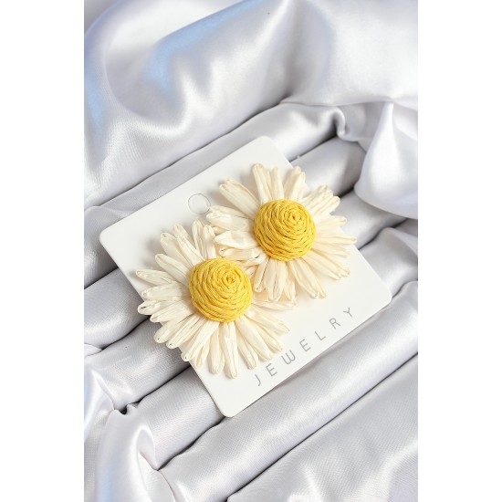 Papatya Model Beyaz Ve Sarı Renk Kadın Küpe - TJ-BKP10635