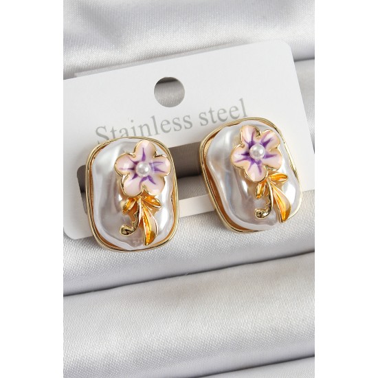 Pirinç Beyaz Mineli İnci Detaylı Çiçek Figürlü Sanatsal Portre Model Gold Renk Kadın Küpe - TJ-BKP10692