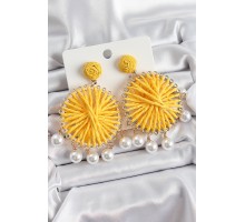 Sarı Hasır Örgü Sarmal Model Sallantılı İnci Detaylı Gold Renk Kadın Küpe - TJ-BKP10697