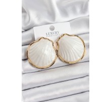 Pirinç Sedef Deniz Kabuğu Figürlü Gold Renk Kadın Küpe - TJ-BKP10738