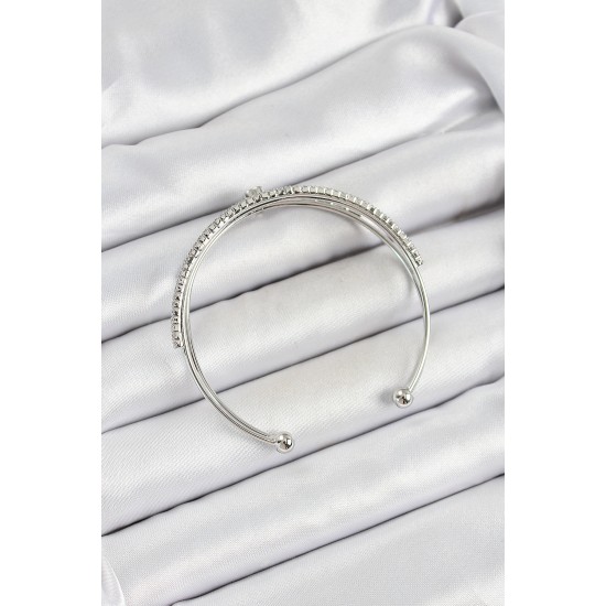 Pirinç Gümüş Renk Zirkon Taşlı Kalp Detaylı Kadın Bileklik - TJ-BB7062