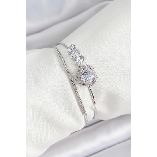 Pirinç Gümüş Renk Kalpli Zirkon Taşlı Kadın Bileklik - TJ-BB7065