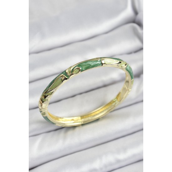 Mineli Pirinç Gold Renk Yeşil Çiçek Motifli Kadın Kelepçe - TJ-BB7173