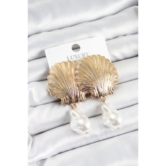 Pirinç İstiridye Model Sallantılı İnci Detaylı Gold Renk kadın Küpe - TJ-BKP10745