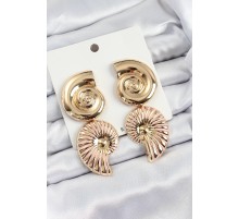 Pirinç Sarmal Sallantılı Deniz Kabuğu Vintage Model Gold Renk Küpe - TJ-BKP10770