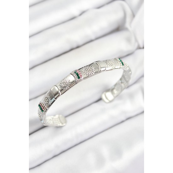 Pirinç Karışık Zirkon Taşlı Çiçek Model Gümüş Renk Altı Açık Kadın Bileklik - TJ-BB7217