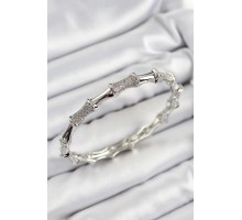 Pirinç Zirkon Taşlı Kemik Model Gümüş Renk Vip Kadın Bileklik - TJ-BB7343