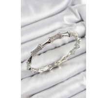 Pirinç Zirkon Taşlı Kemik Model Gümüş Renk Vip Kadın Bileklik - TJ-BB7343