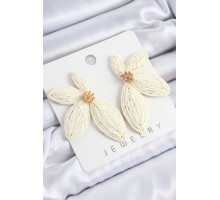 Yarım Çiçek Model Krem Renk Kadın Hasır Küpe - TJ-BKP10861