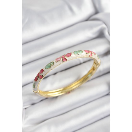 Mineli Pirinç Pembe Yeşil Ve Krem Çiçek Motifli Gold Renk Kadın Kelepçe - TJ-BB7386